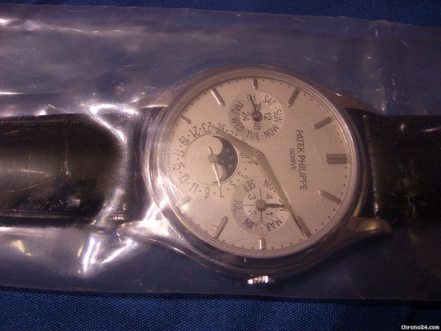 Patek Philippe 5140G. PATEK PHILIPPE