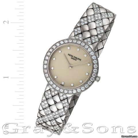 Patek Philippe 4820/1G