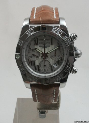 Breitling AB011012