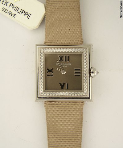 Patek Philippe 4868G-001