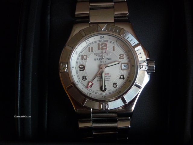 Breitling A32370