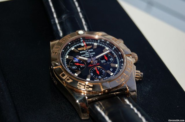 Breitling HB0111-1012