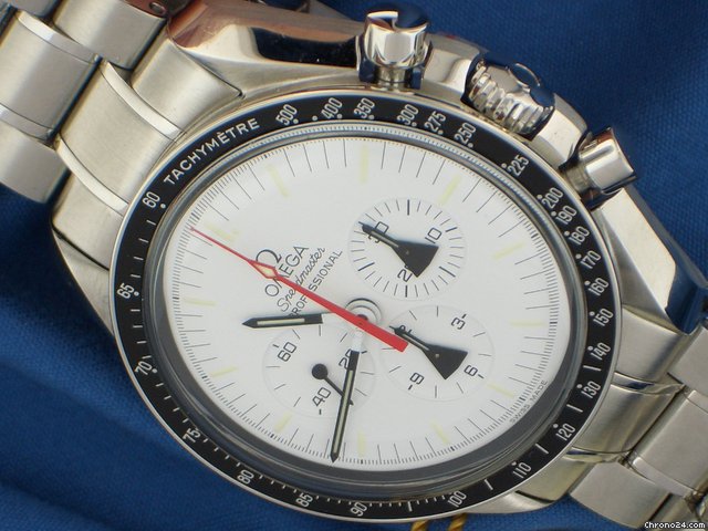 Omega 31132