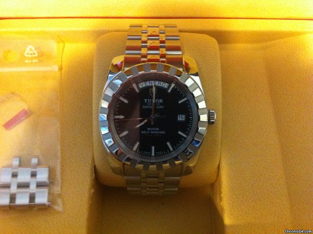 Tudor 23010