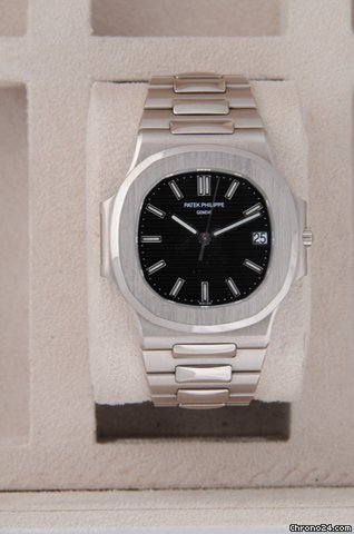 Patek Philippe 3711G