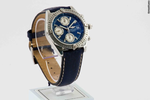 Breitling A13352