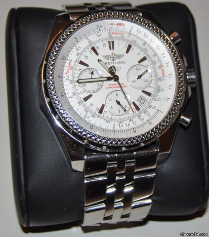 Breitling A25362 serie nr. 2077963