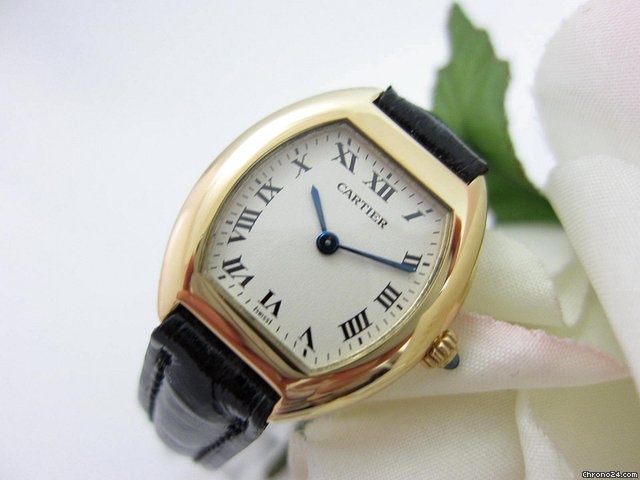 Cartier 1945MG2279