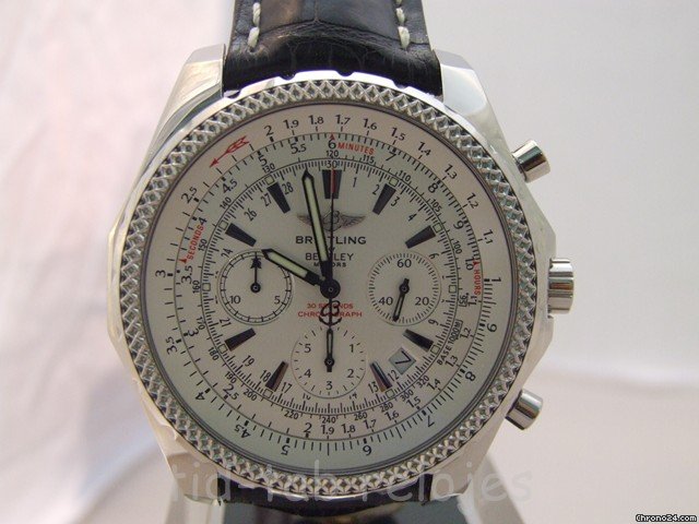 Breitling A25362 G552