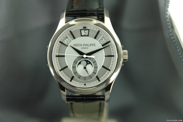 Patek Philippe 5205