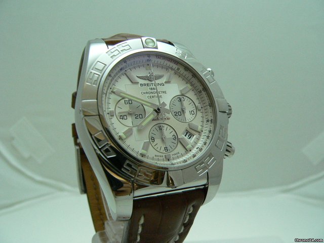 Breitling AB0110-0412