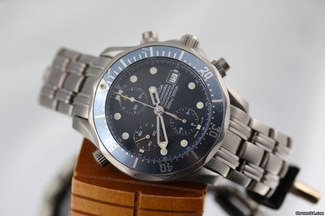 Omega 22988000