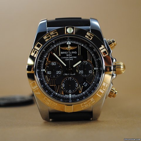 Breitling CB0110-7321