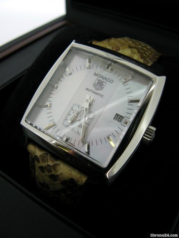 TAG Heuer WW2112.