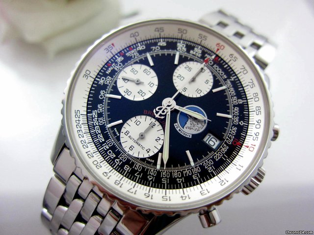 Breitling A13322