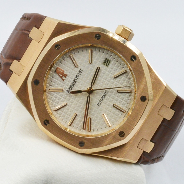 Audemars Piguet 15300OR.OO.D088CR.02
